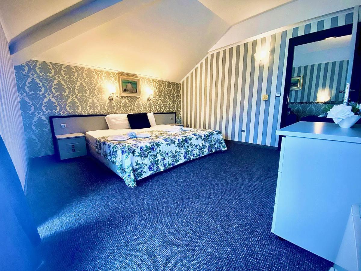 Boutique Hotel Royal Nesebar Bagian luar foto